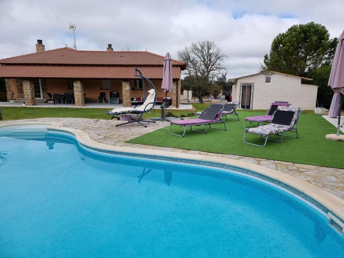 Villa Pancorbo Velayos Екстер'єр фото