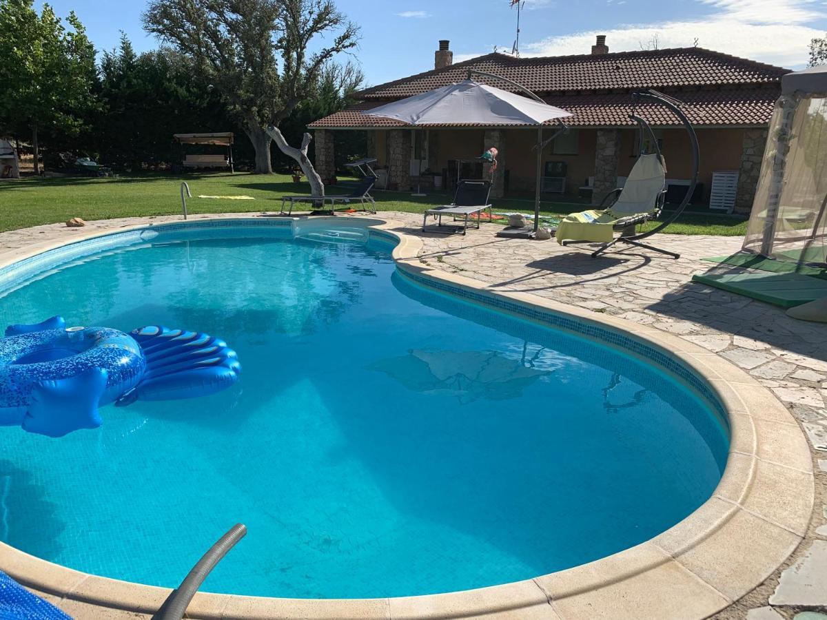 Villa Pancorbo Velayos Екстер'єр фото